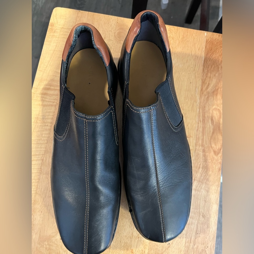 COLE HAAN COMFY LEATHER SHOES - 13 M